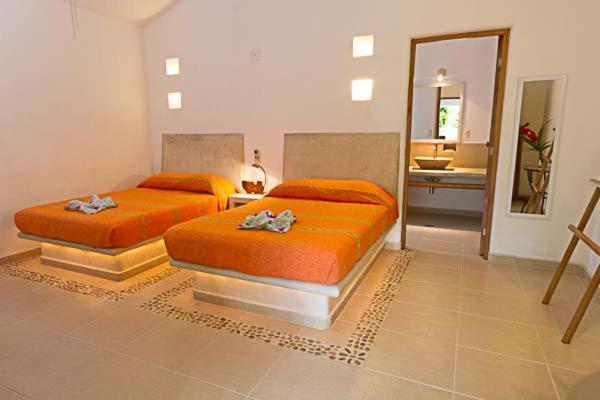 Villas Naomi Zihuatanejo Exterior photo