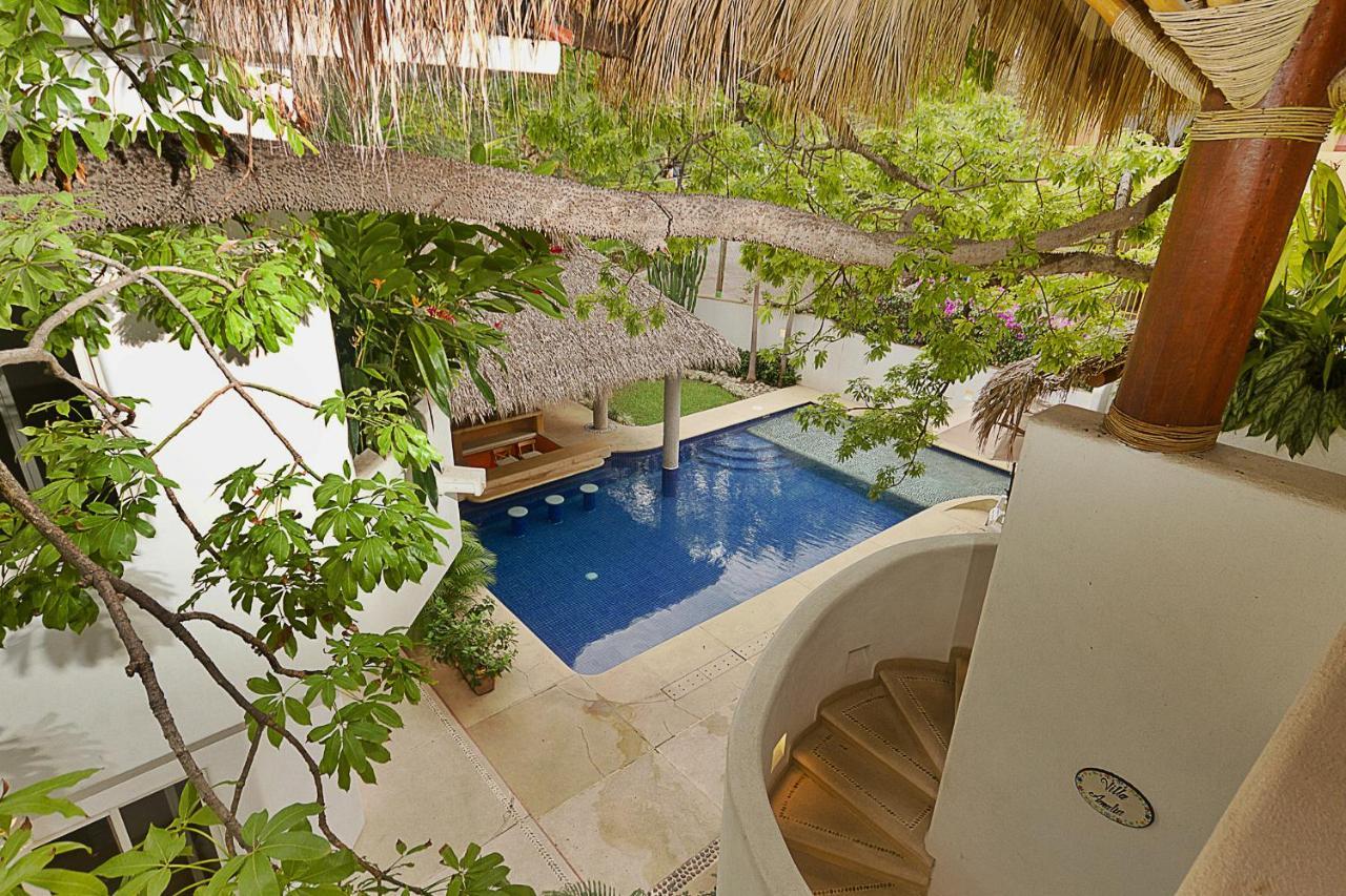 Villas Naomi Zihuatanejo Exterior photo