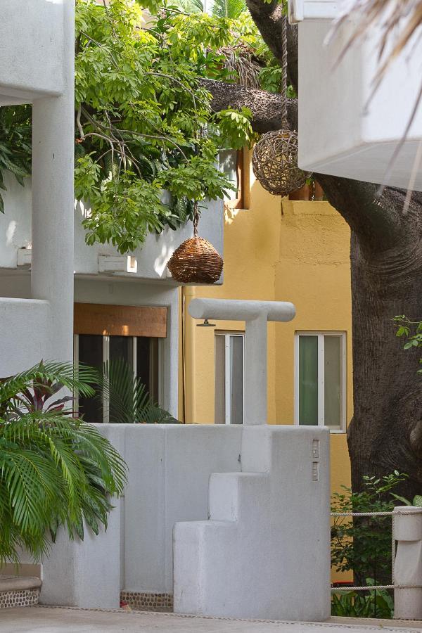 Villas Naomi Zihuatanejo Exterior photo